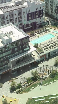 Nicole Doshi închide prima vânzare - agent imobiliar începător de flirt fute clientul în apartament și ambele ejaculează tare