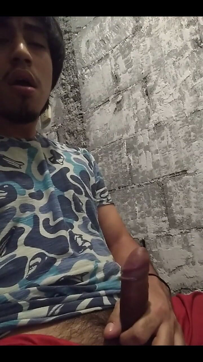 AlexAlejandro13: A partire dal venerdì, caldo e pieno di latte
