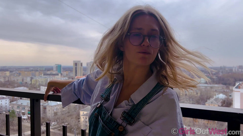 Girls Out West: Cute Blonde Amateur Girl in Glasses Fingers Her Ass and...