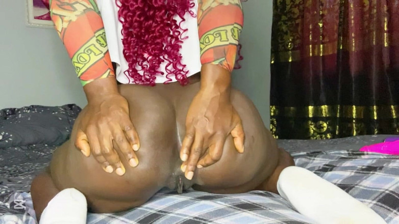 Nastyblackmama: Екстремальне Розтягнення І Кінчання, Трахаючи Мою Дупу Ділдо, Я Завжди Анально Мастурбую, Коли Мій Коханець На Роботі