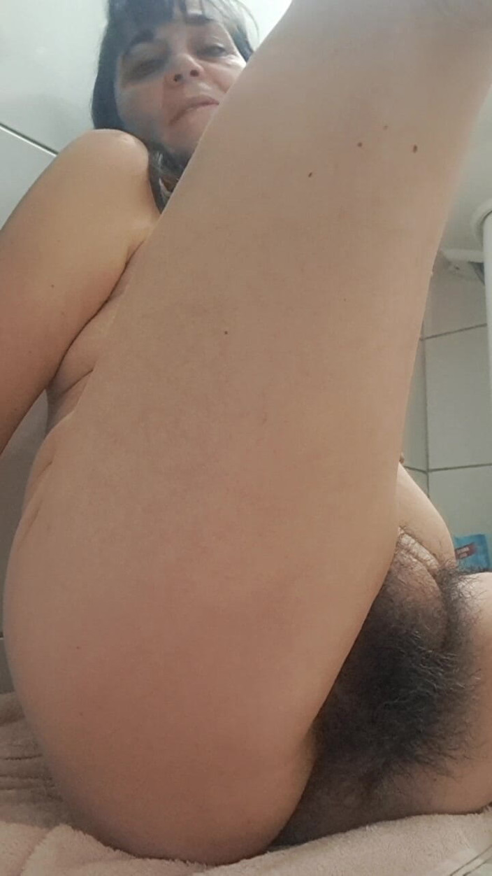 Mommy big hairy pussy: MILF Hairy Pussy