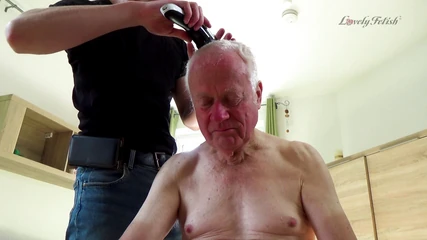 Rasage d'un vieux privé
