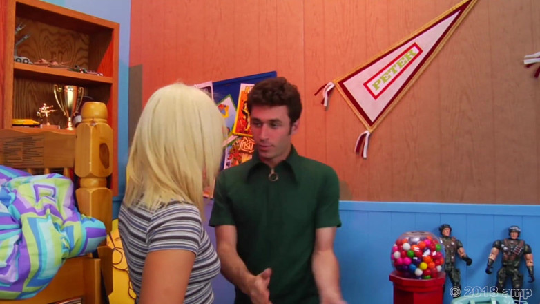 Adventures In Pornland: Non i bradi xxx: Marcia, Marcia, Marcia! S6 - Emma Heart,...