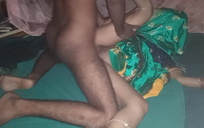 Sital: Нова індійська красива мусульманська подруга і деші секс