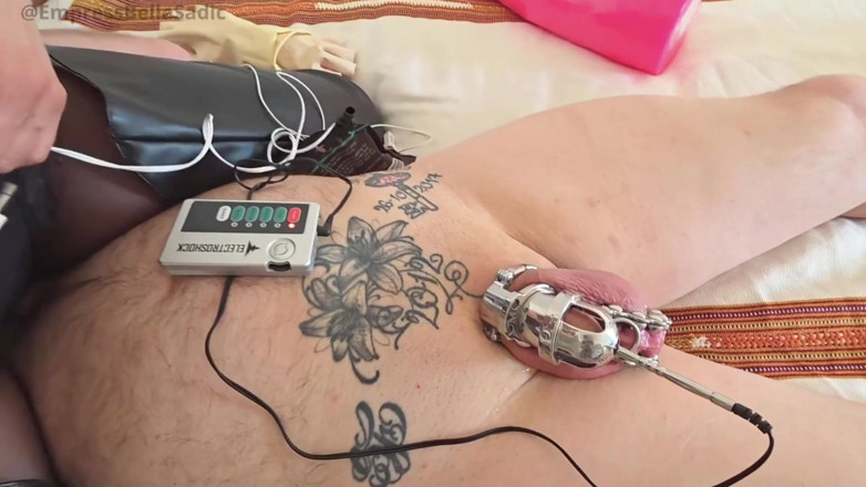 Empress Bella Sadic: První manžel otrok s močovou sondou a elektrostimulací s císařovnou...