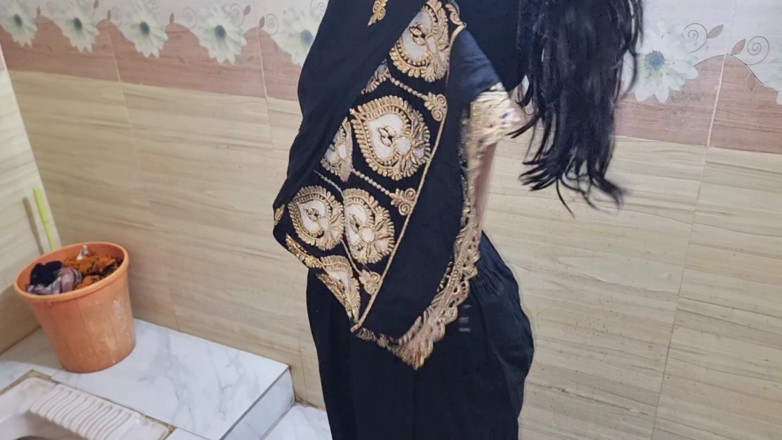 Bdboygirl69: Deshi Bathroom Video - Bangladeshi Girl Shower in Bathroom