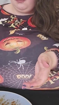 SSBBW Spooky Chinese Stuffing