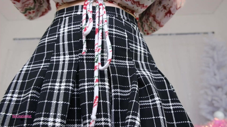 Destination Kat: 服従とともに胸が大きくなる