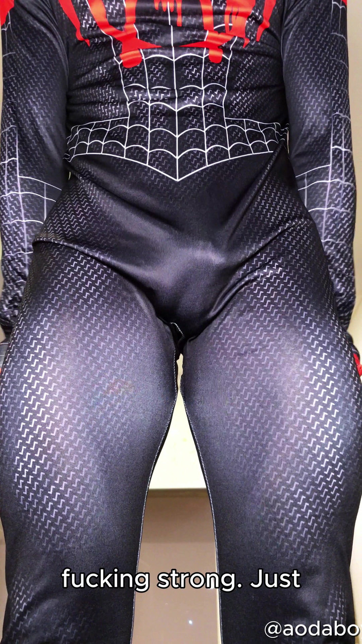 aodaboy: Costum și poziții de Spider-Man