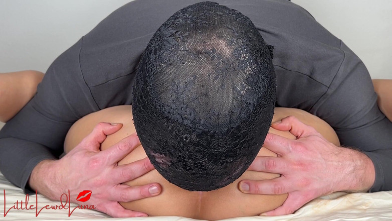 LittleLewdLuna: Lins de pizdă și futai cu vibrator pentru sora vitregă tânără...