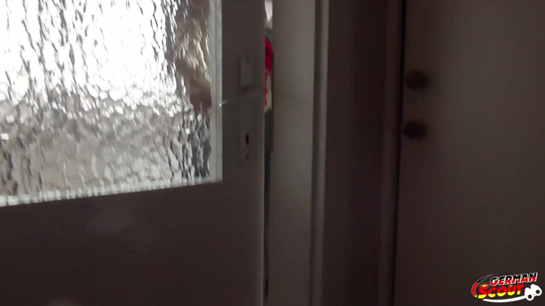 German Scout: ドイツのスカウト - ホット熟女ブランシュ夏のピックアップファック