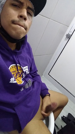 AlexAlejandro13: 公共浴室的几个拉手