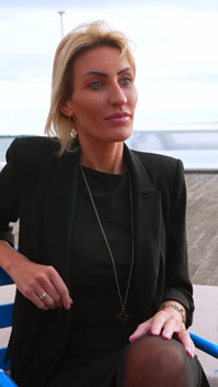 Anouk 34 Years Old, Her First Video