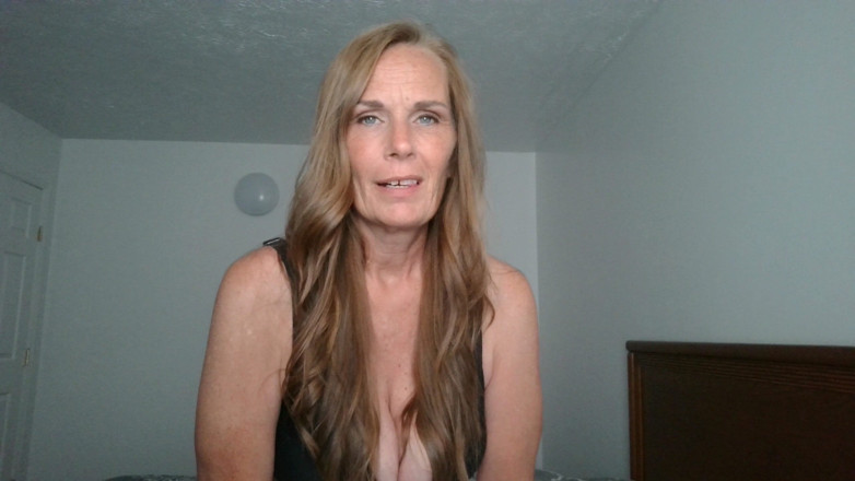 KimitheMilfMommy: JOI SEXY MILF NATURALE