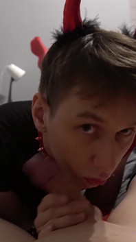 Šukáš démonickou mrchu na Halloween
