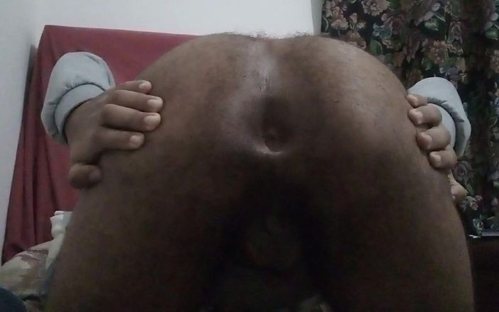 Sexy bottom: Un cul excité a besoin de ta grosse bite