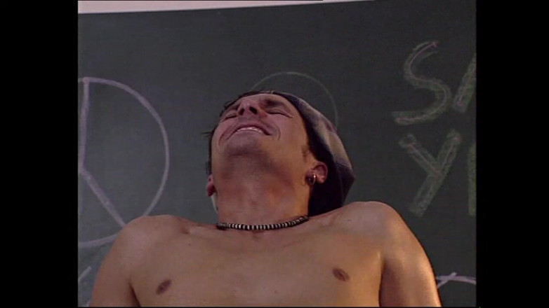 MMV films - The Original: Brunetka napalona student zostaje zerżnięta przez kolegę z klasy, podczas...