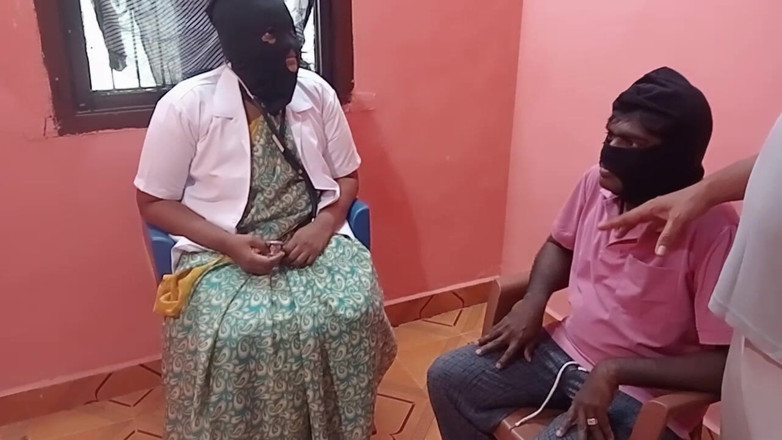 Priya aunty: Przygotowanie do strzelania