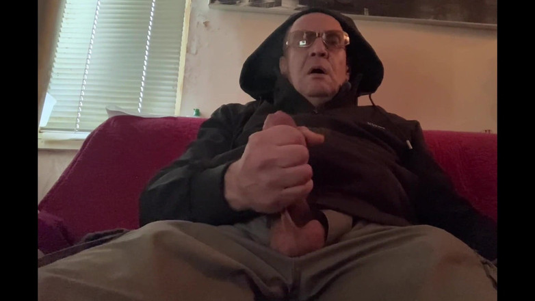 Alex Art: Volledig gekleed masturberen