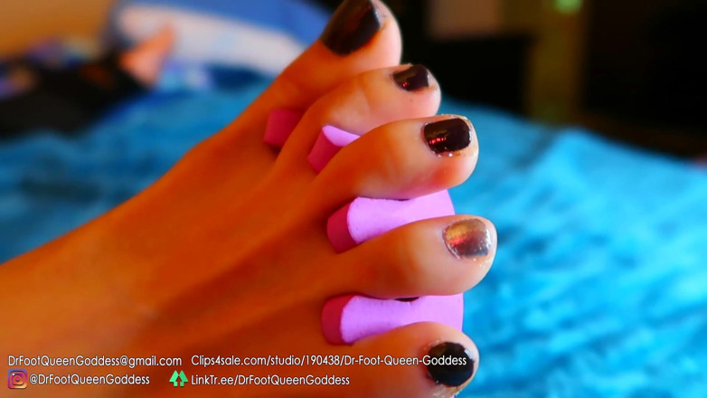 Dr. Foot Queen Goddess: Mengeluar kuku (grey) bahagian 6