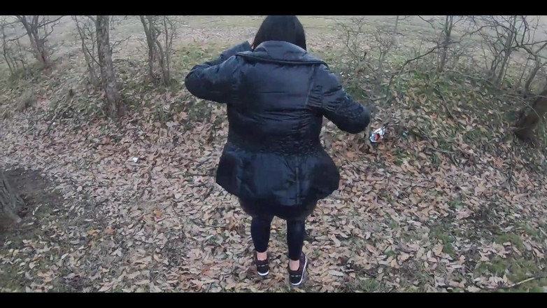 MilfyCalla: Sexul riscant în afara ușii este distractiv - compilație 4