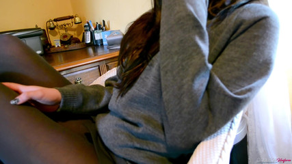 College Uniform: イン・グレイ featuring タムシン・K