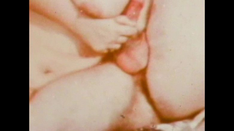 Vintage megastore: Con đĩ với những kẻ biến thái nóng bỏng của cô ấy