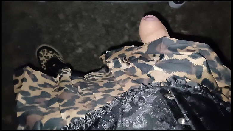 MisstressLeo: Majikan leogoth temannya sendiri sambil ditonton banci leogoth dan crot...