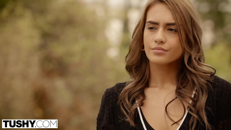 Tushy: Tushy - persoonlijke assistent Janice Griffith houdt van anaal