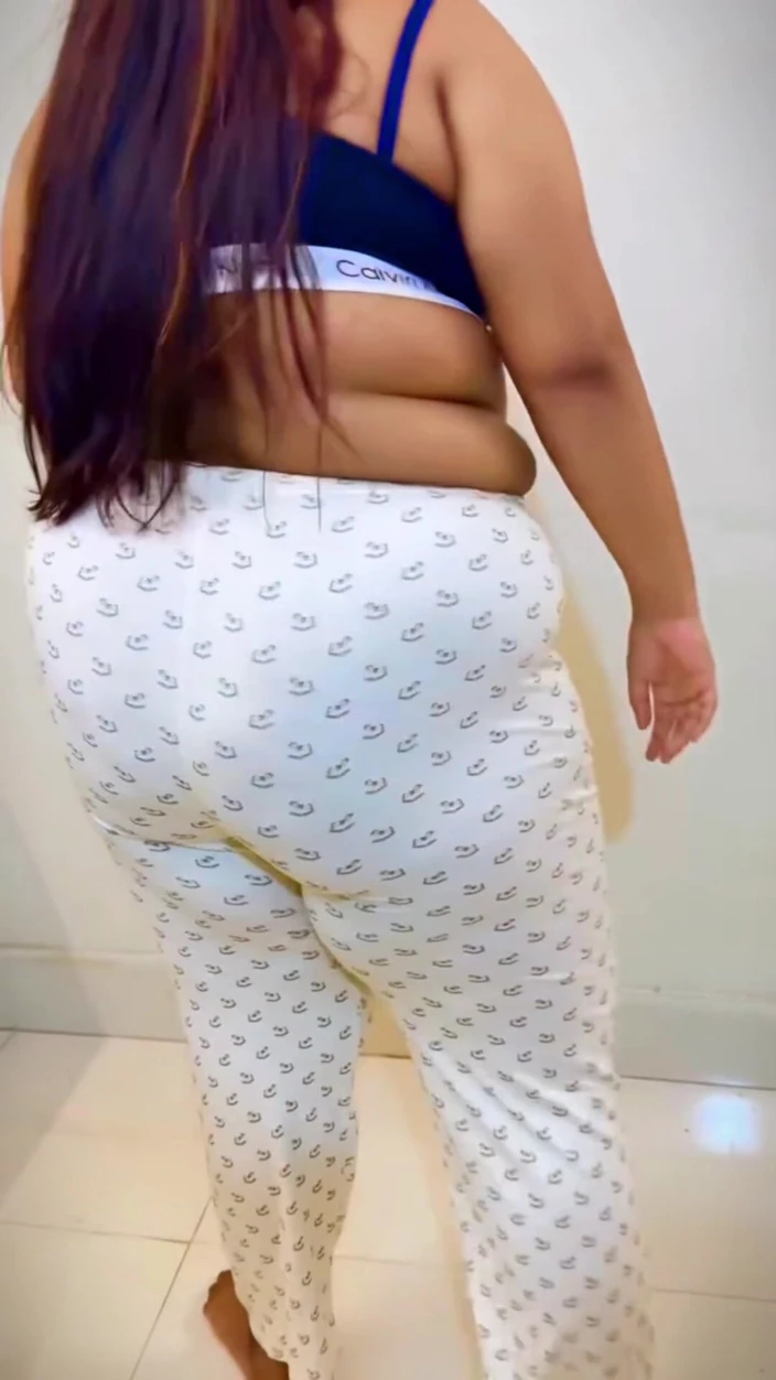 Indian Muslim 18+ Big Teen Hot Girl Without Abaya Hijab Niqab Beautiful  Sexy Girl Workout \u0026 Try To Seduced Guys to Gets Fuck ft. Aria 