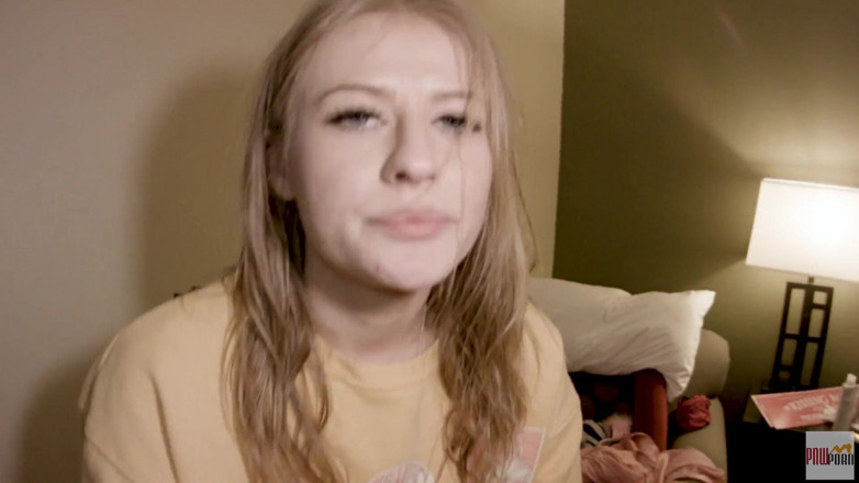 PNW Porn: Novia y milf primero gang bang