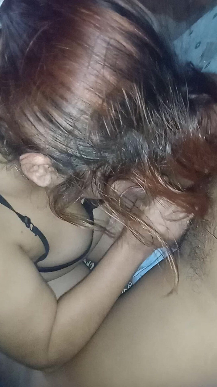 Eatrella j: Couple oral, sexe