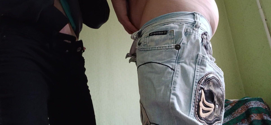 Lesbian-illusion: Two Girlfriends Masturbate and Cum in Jeans
