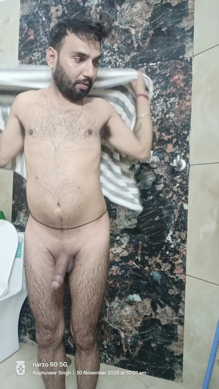 Rajasthani-old-lover: Hintli polis memuru üvey baba