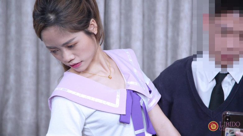 Asian Milfs n Teens: Drobna uczennica dzieli się swoimi fantazjami z nauczycielem - Perv Milfs...