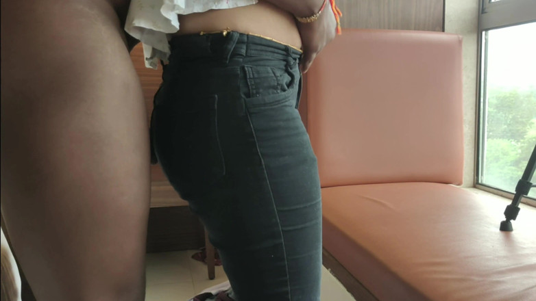Riya Naidu: Secretary Riya Gives Blowjob to Boss for Promotion