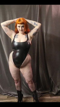 Big, Bodacious and Shiny I Need Someone to Keep Me Shiny. Are You Volunteering?