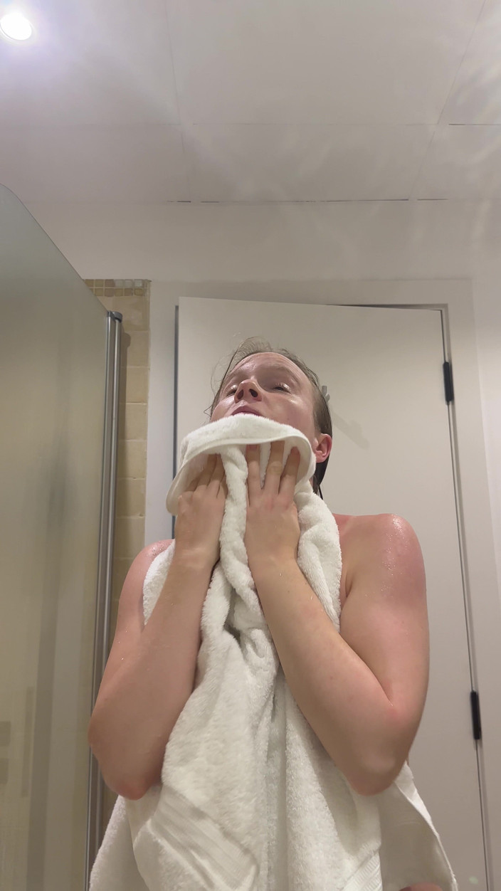 SweetLucy96: I'm Into Sex in the Shower.