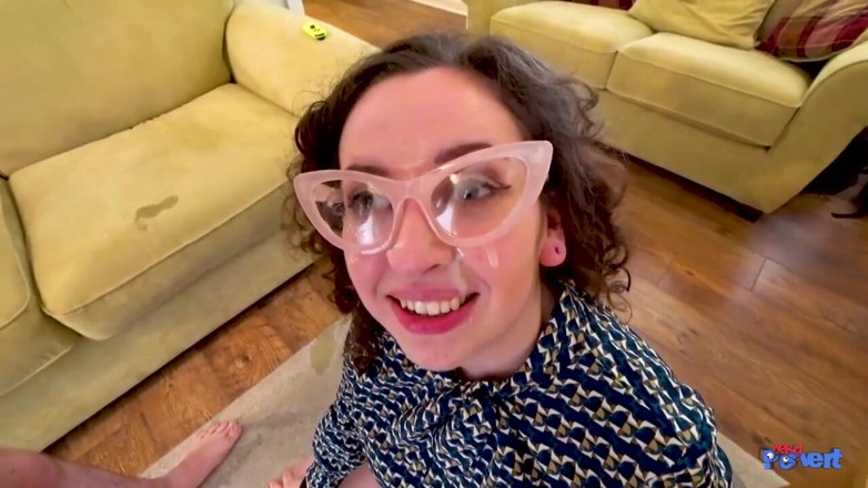 Nerd Pervert: Penelope Westbrook - chupar ou ousar