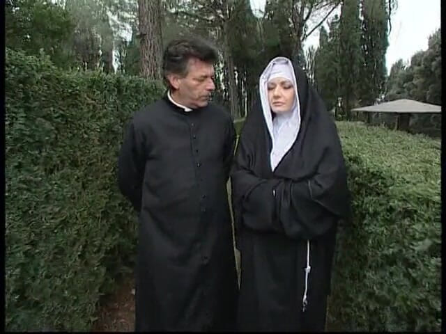 Just X Star: Beschämende nonnen werden zu dritt gefickt