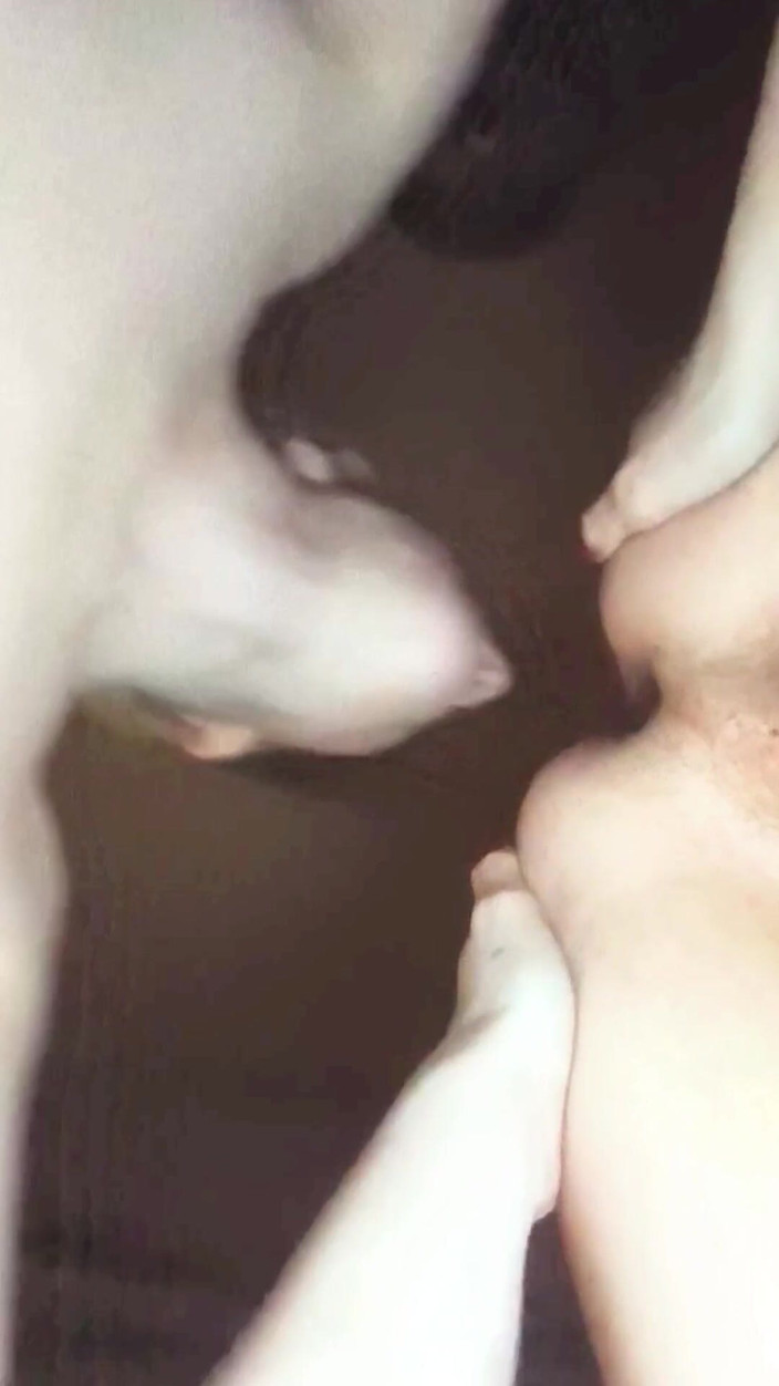 Couple porno hard strapon: Pasangan Rimming dan Pegging