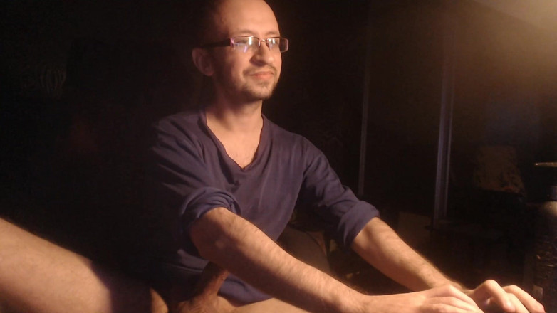 Alex Metallov: Horny Funny Guy Jerking Big Cock on Webcam
