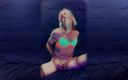 Mykie Melatonin: Sexy troia in lingerie