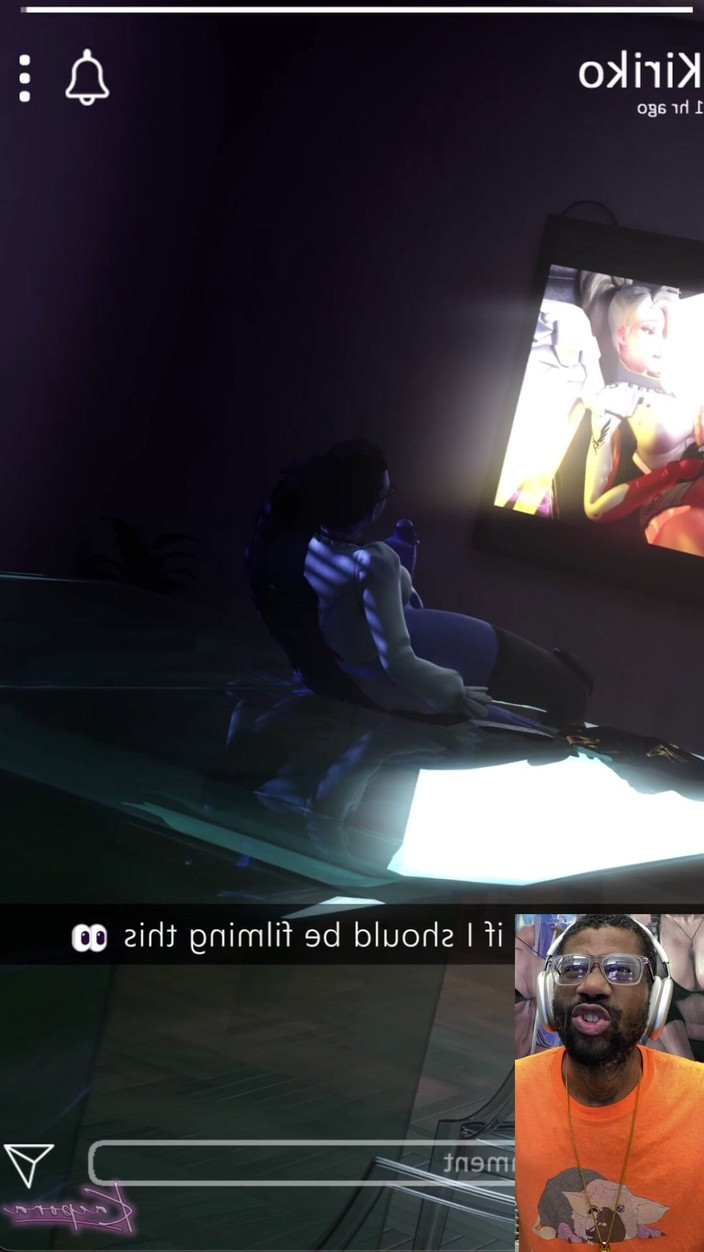 L6RD7BLU3 FUTA: Slutty transgender widowmaker runkar på sitt kontor medan trans kiriko...