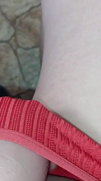 Mi masturbo per la mia sorellastra e il sesso della matrigna