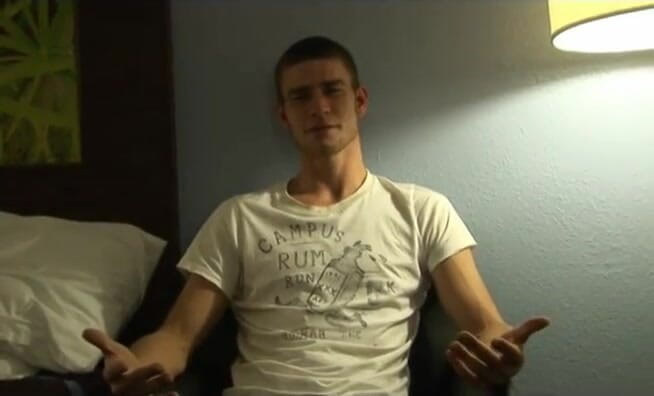 Jay's Amateur Straight Guys: Another hot straight boy whips it out for you! Yum!!!!