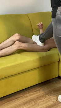 Extremes Stampfen auf seine verdammten Hoden! Zerstörung seines Schritts! - Dave Moon – Jennifer – Bbusting (Ballbusting)
