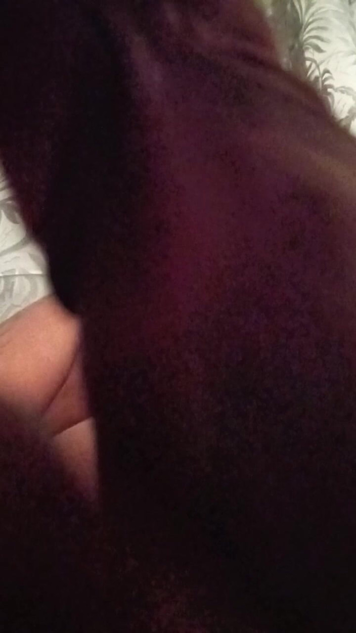 Jamespower: Lelaki hitam besar dengan batang besar