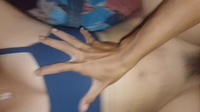 SheilaHD: 내 마누라는 창피하지만 하고 싶어.