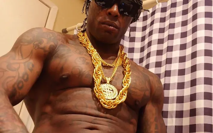 Hallelujah Johnson: BBC Worship Hallelujah Johnson Tall Dark Chocolate Muscles Tattoos